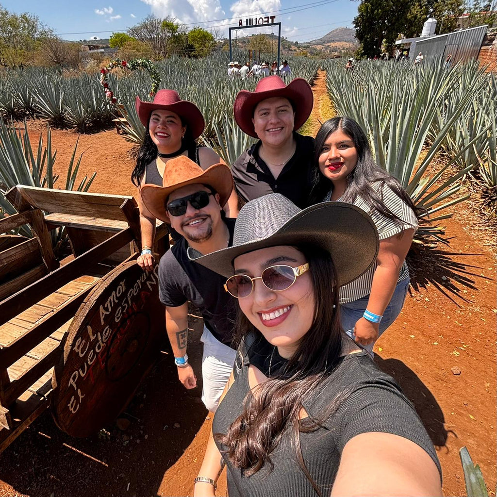 Tour Pueblos Mágicos (Tequila y Tlaquepaque) | Salidas Todos los Días